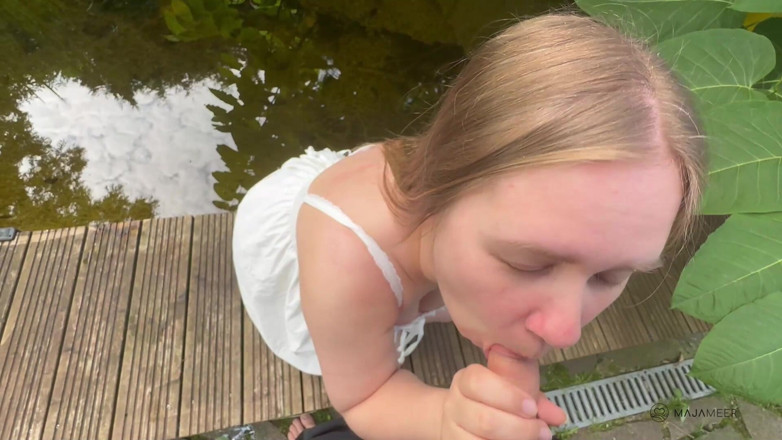Maja Meer: Um boquete excitado no lago termina com sexo anal e...
