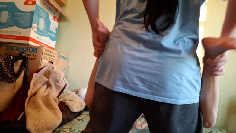 Lesbian-candys: Me puse un cinturón debajo de mis pantalones y me...