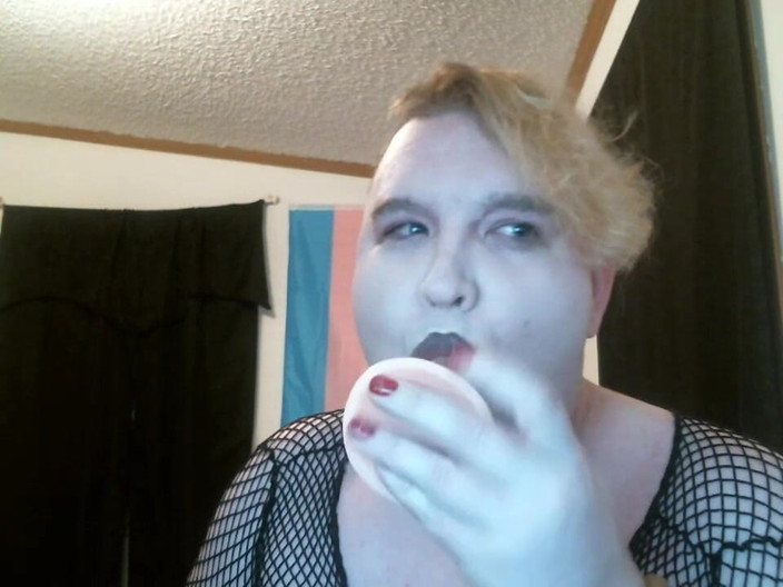 Roxxie rae page: Latihan nyepong kontol dadakan