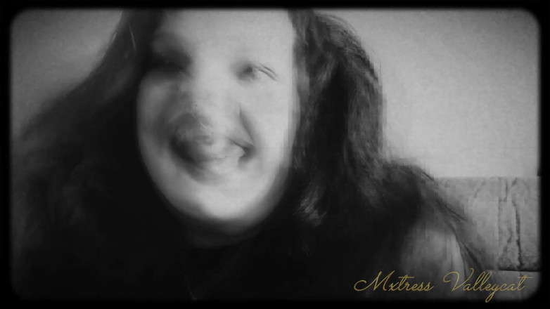 Mxtress Valleycat: Gotycki Goon