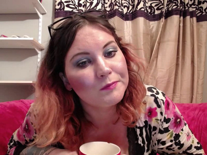 MissFFW: Miss Ffw ama las cubitos de hielo