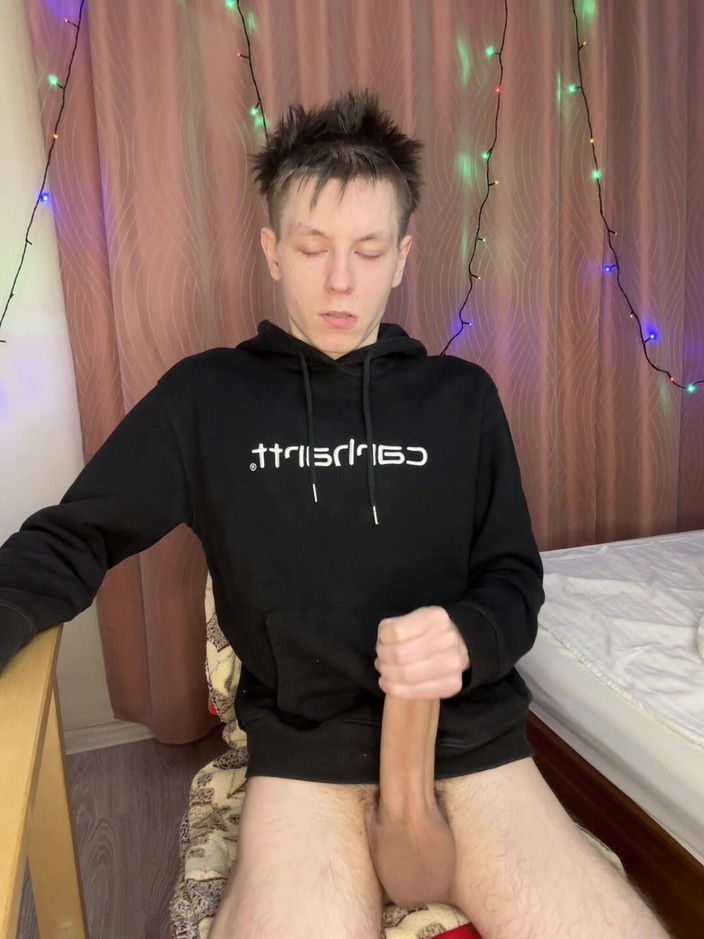 Morflot24: Tingles prostat kembar semasa pam tangan solo sengit