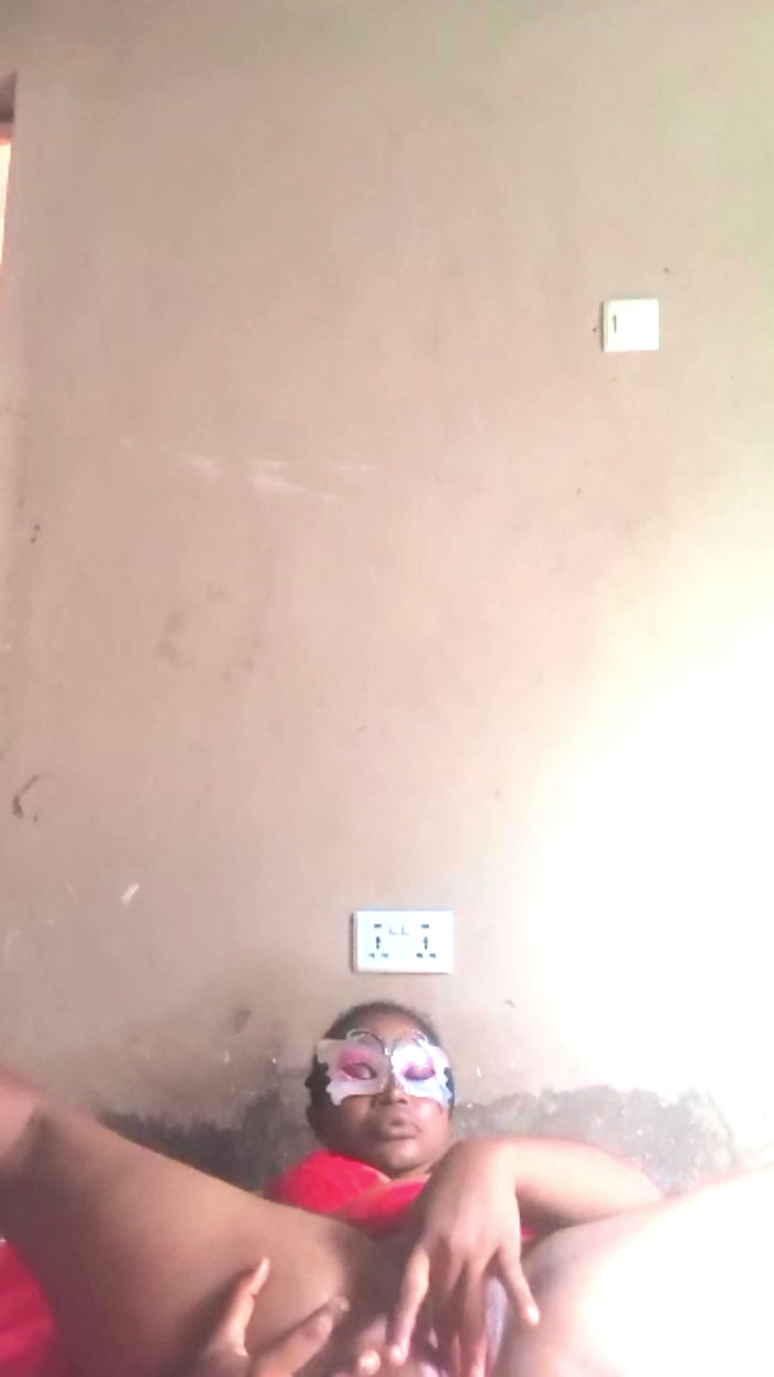 Lovelee: African Woman Touching Her Pussy