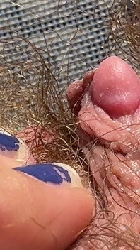 Amateur Hairy Girl Mastubates in Closeup with Huge Clit