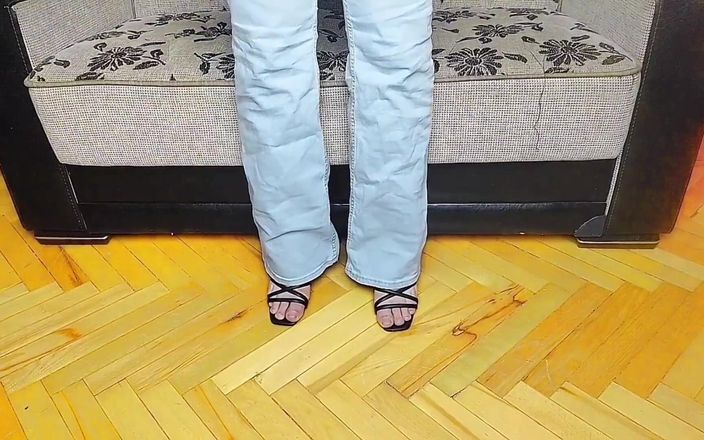 Kitty_Cross: Netter masturbations-ladyboy, schöner schwanz heiß