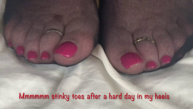 Mr MF: 아주 오래되고 잘 사용되는 냄새 나는 작업 스타킹