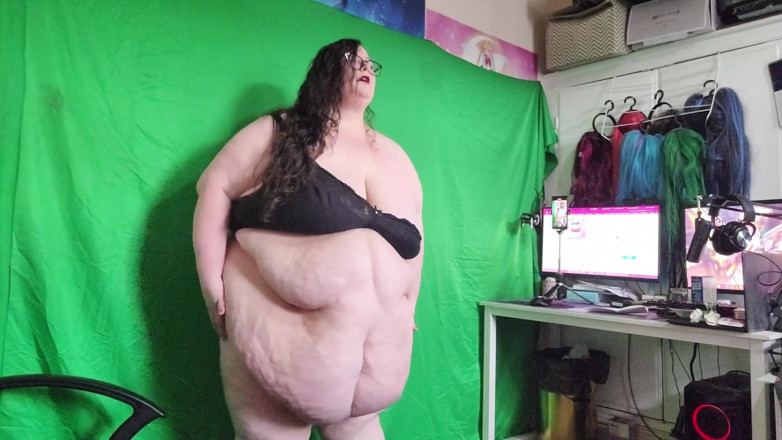 SSBBWLadyBrads: Culona se desnuda en mi bebé en la silla de...