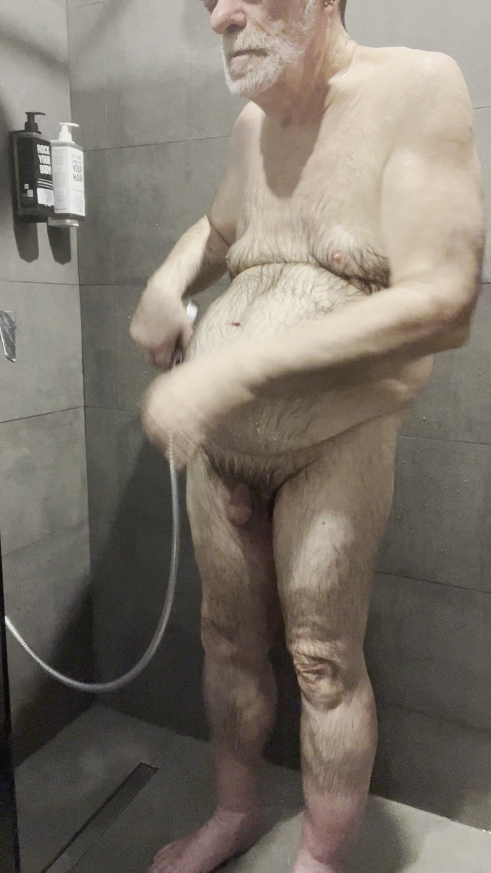 Coach Karl dude lodge: 2026 Valentýn čas ve sprše 3