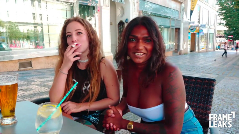 Pinko Club: The exotic Italian Saritha Olivieri takes Luca Ferrero's huge cock
