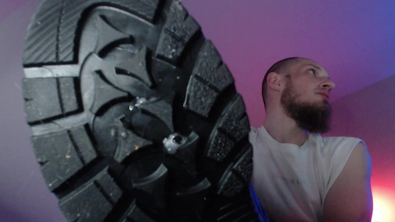 Hunky time: Nam giới nóng bỏng. Tôn sùng chân và xuất tinh...