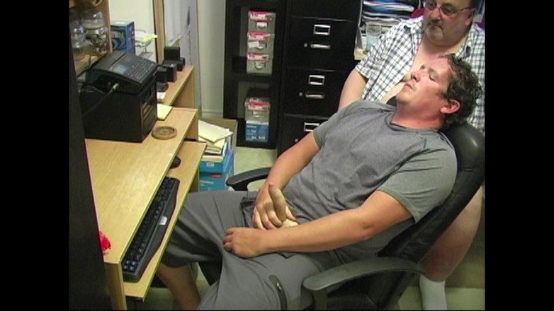 The Great Canadian Male: Пряма голова 20