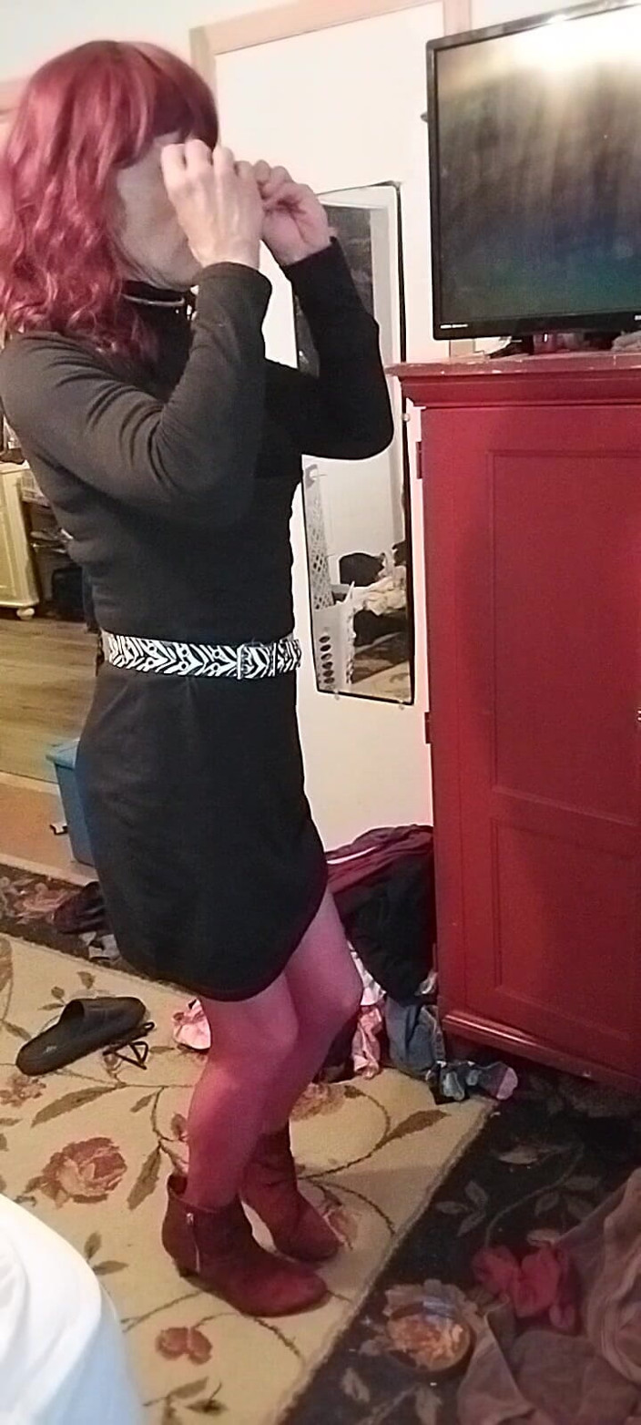 BriannaSlut: Playing Dress up and Fun