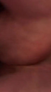 20 anos, primeira vez em gangbang