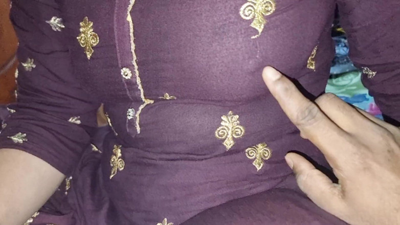 bdboygirl69: New Bangla Voice Video. Very Hot Sex Video in Home