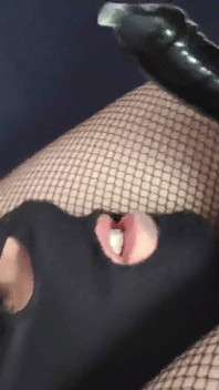 가면을 쓴 노예의 굴욕