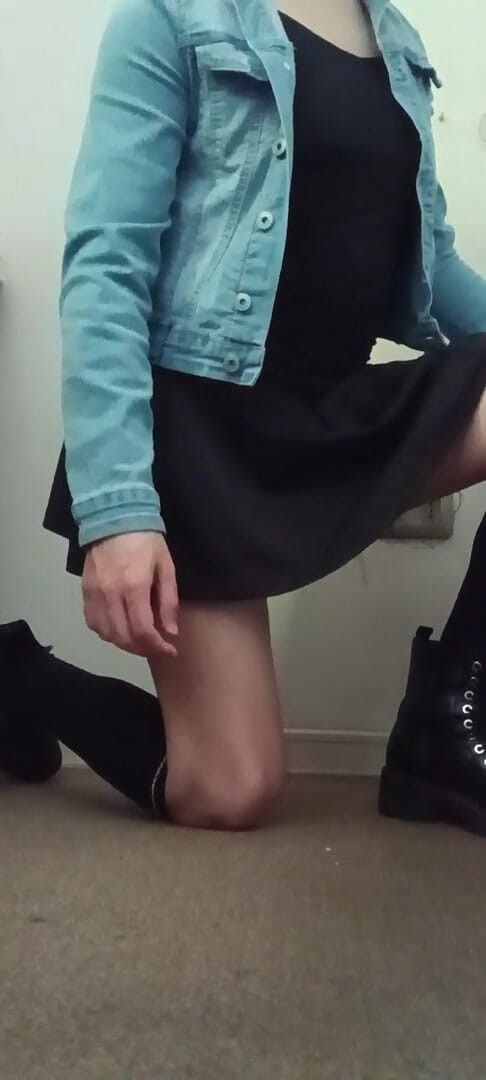Ciro: Do you like my outfit?
