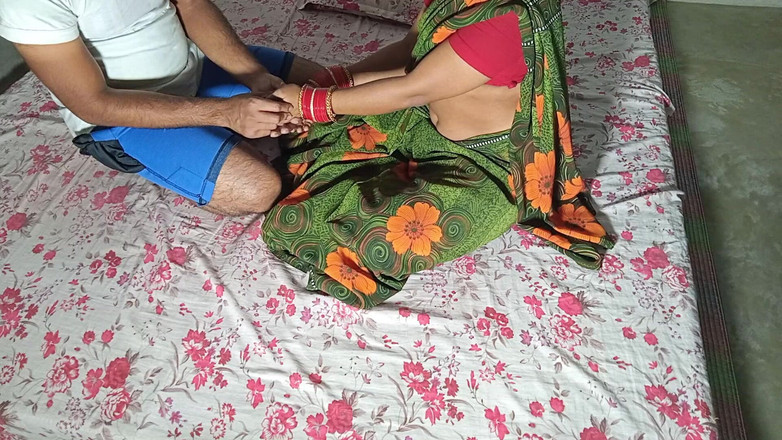 FireeCouple: 私はミルクをもらうという口実で隣の義理の妹を置いて出て行きました - XXXセックス