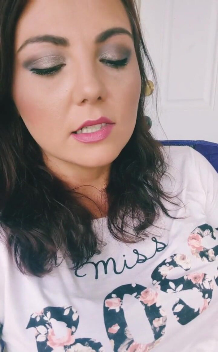 CoyWilder: Đam mê hút thuốc sau đó bức ảnh khốn nạn tội nghiệp...