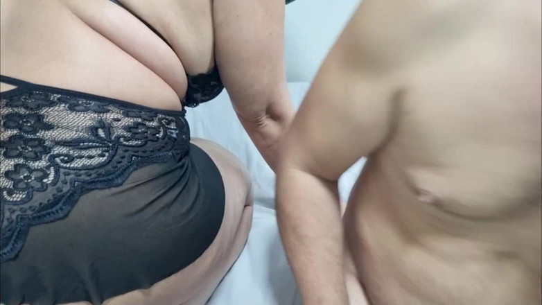 Minhaesposaparaoutro: Cuckold-ehemann beobachtet und hilft seiner molligen ehefrau, anderen männern ihre...