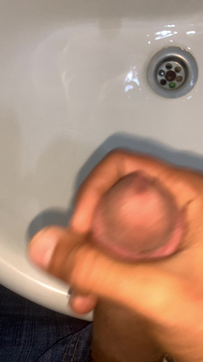 Preek Fans: Musiałem szarpać się, bo czuję się napalony w pracy