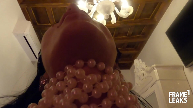 Pinko Club: Amandha Fox îmbrăcată în latex futută în cur