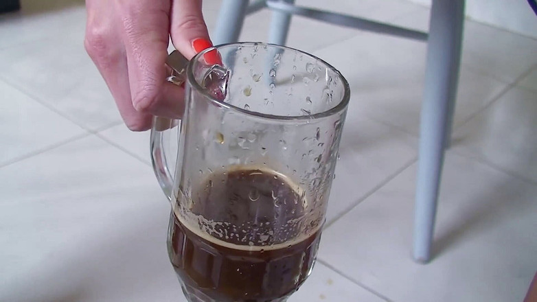 Watersports Media: Sie bereitet setup für ihren sklaven vor