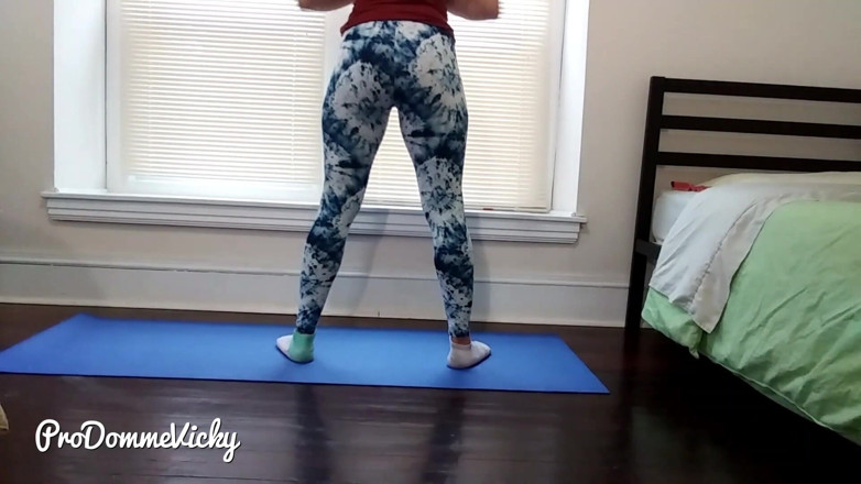 Porno angels: Pro Domme Vicky workout tape