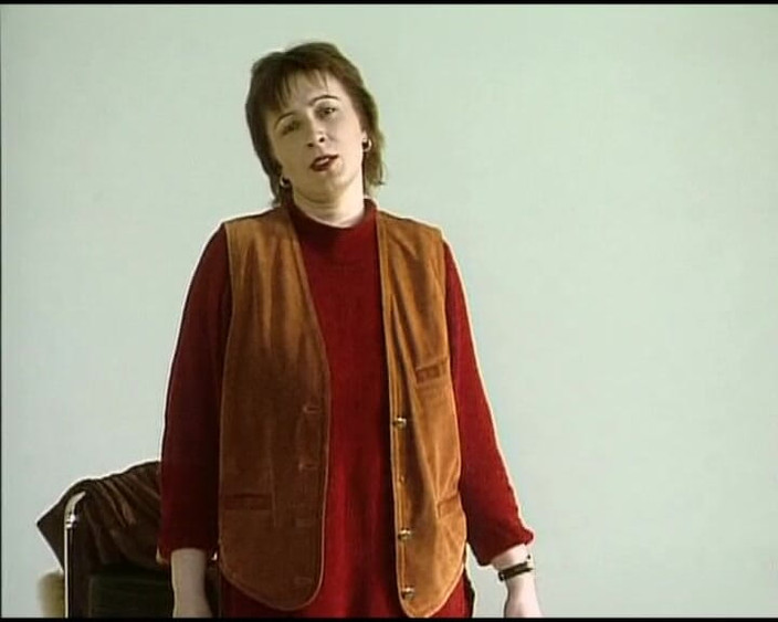 Deutsche Madchen: Almanya'dan olgun bayan oyuncu seçmelerinde büyük göğüslerini gösteriyor