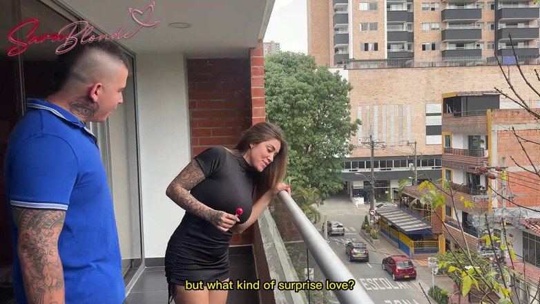 Sara Blonde: Instagramda tanıştığım bir adamı kocamın önünde sikiyorum