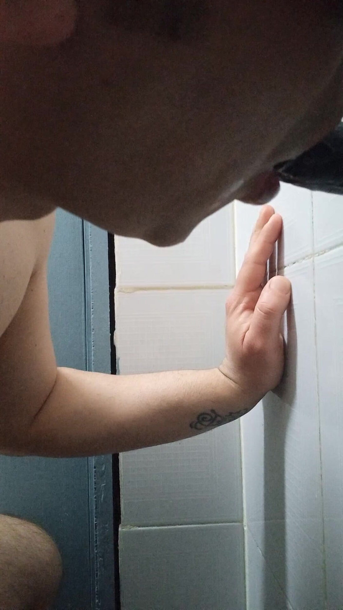 Bigdevid91: Obciąganie z wibratorem co za przyjemność