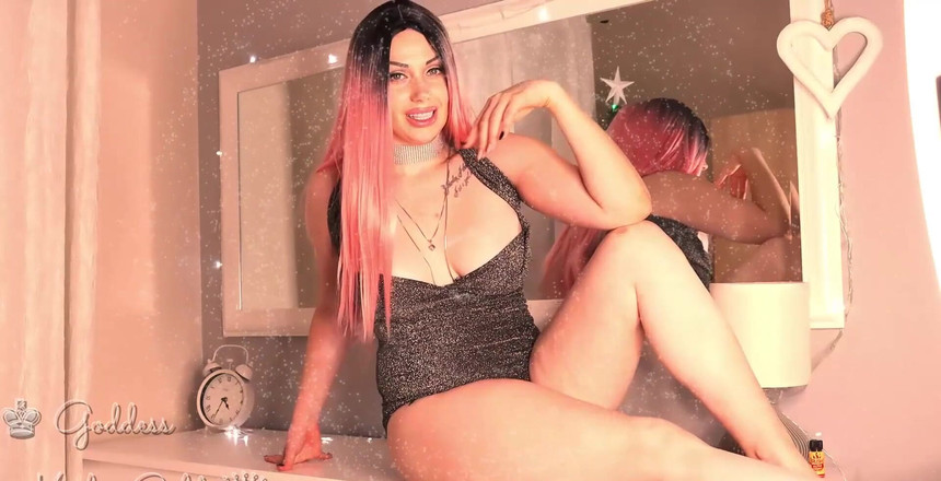 Goddess Misha Goldy: Addicts Like You Deserve Pathetic and Disgusting Jerk off Sessions....