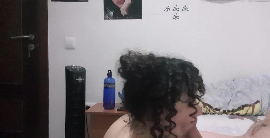 Sarahroomie: Adoro avere tutto il suo sperma sulla mia faccia