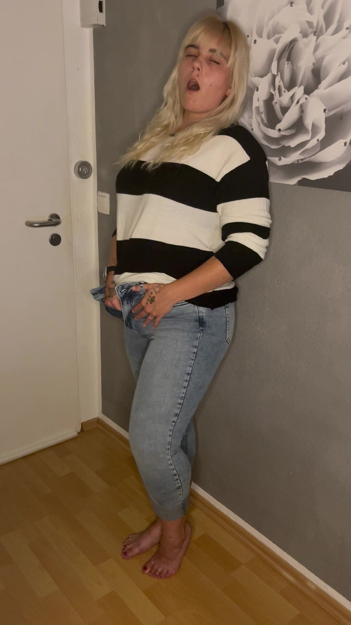 Bonieclydeerotik: Ik werk me af tot mijn ongelooflijke orgasme. Kijk naar...