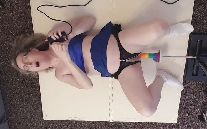 Spike Essex: Essex mädchen lisa mehrere analorgasmuschen von Rainbow dildo auf der...