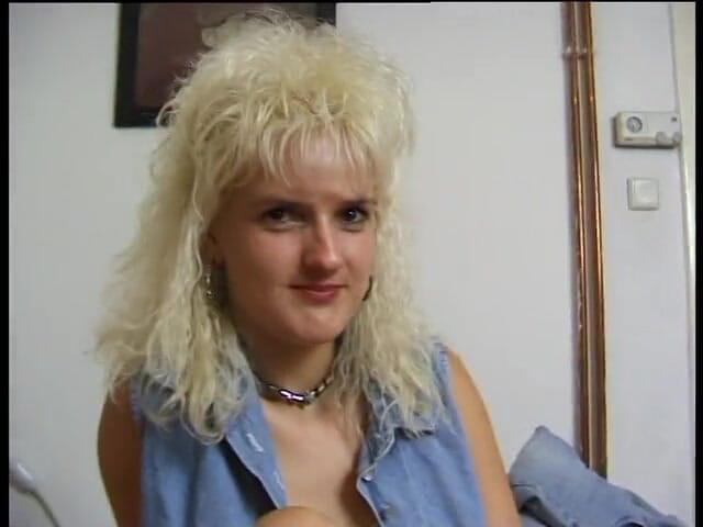 POV Orgasms: Blonde german MILF in solo act