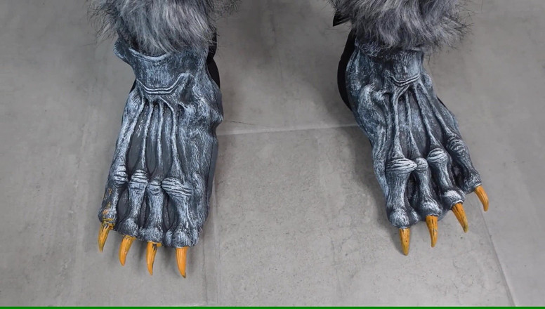 Deanna deadly: Varulvstransformation på sanguinemånen