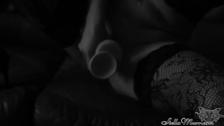StellaMurr: MILF bertetek besar ghairah melancap pepek dengan dildo - wanita solo