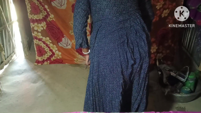 Nenika: Desi bengali bhabhi disetubuhi