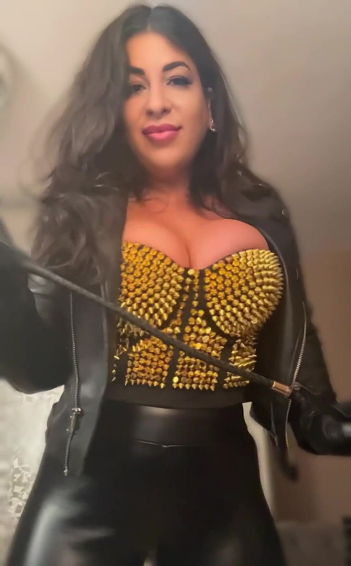 LadyAyse5: Ti piace il mio vestito ti piace il mio vestito