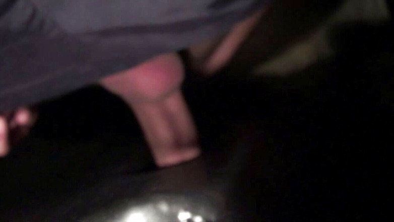 CASTING PORN AMATOR: Hetero lutscht schwanz in gloryhole fürs casting