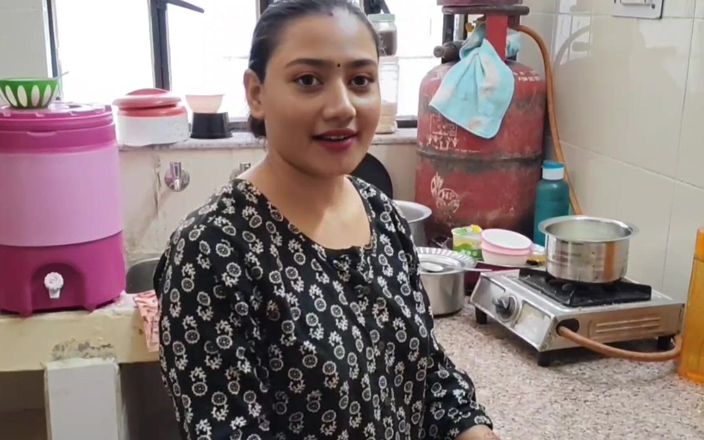 Khushboobhabi: She Was Inserting a Hammer in Her Pussy