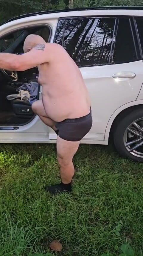 Thomasthurgau: Dokončení úkolu v lese