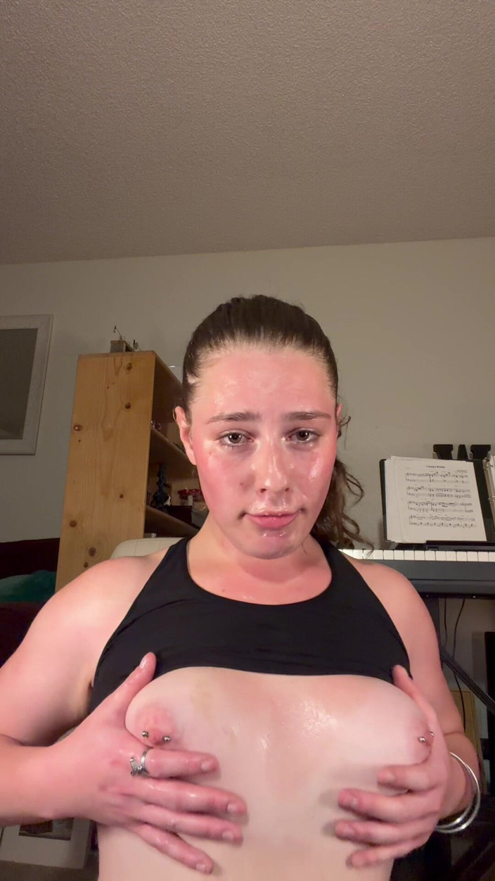 Will__sin: Worship Jill’s Sweaty Feet