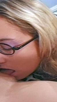 Britská Hardcore Centerfolds 3 (upscaled) s Rebekah Jordan a Tracy Williams