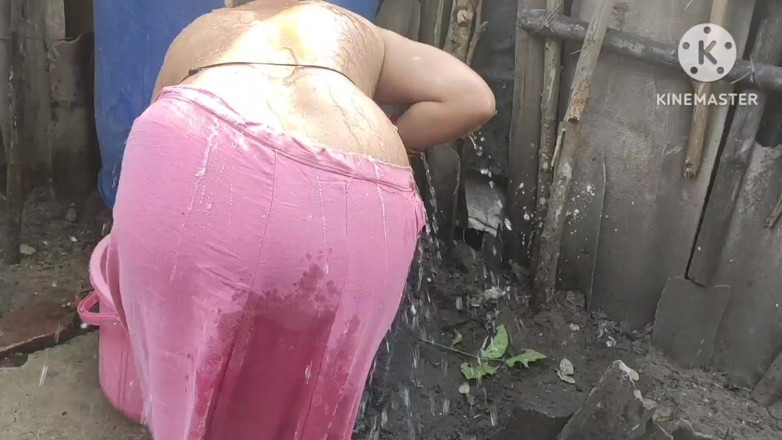 Anita yadav: Topless boobs and sexy figures