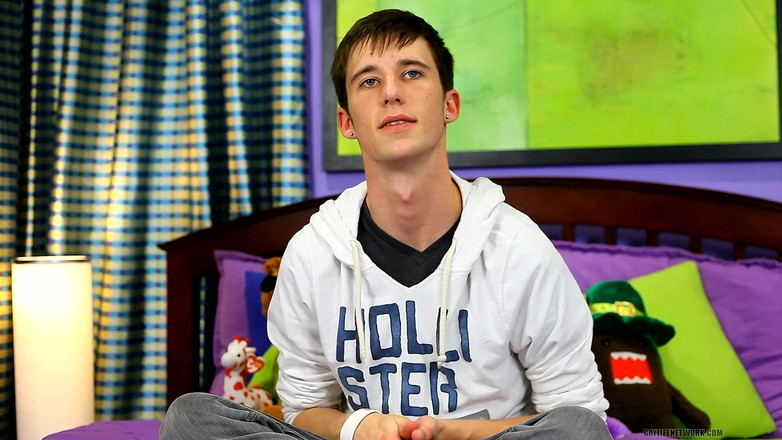 Lollipop Twinks: Uma entrevista "mordendo" com Adrian