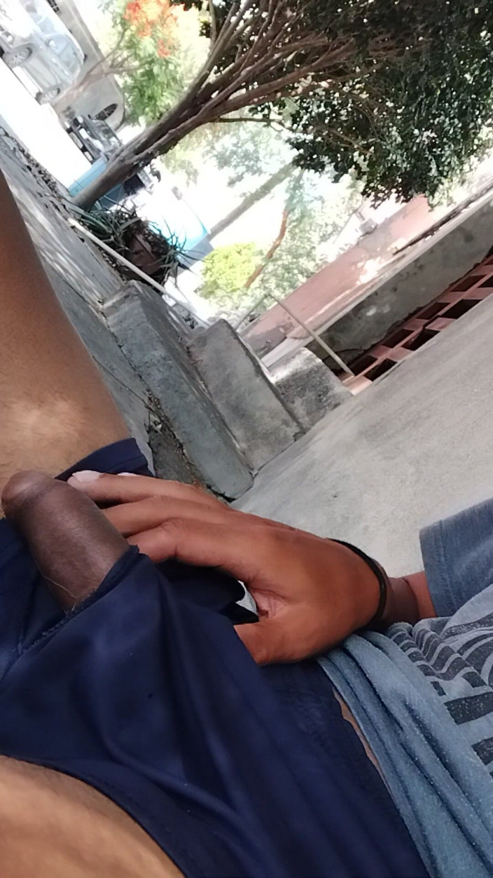 AlexAlejandro13: Bună dimineața, Joy