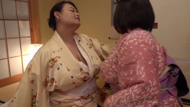 Vulture: Beautiful Ladies' Hardcore Lesbianism 4-3