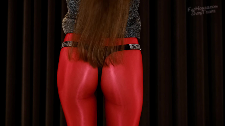 Shiny teens: 926 Ultra Shiny Red Pantyhose
