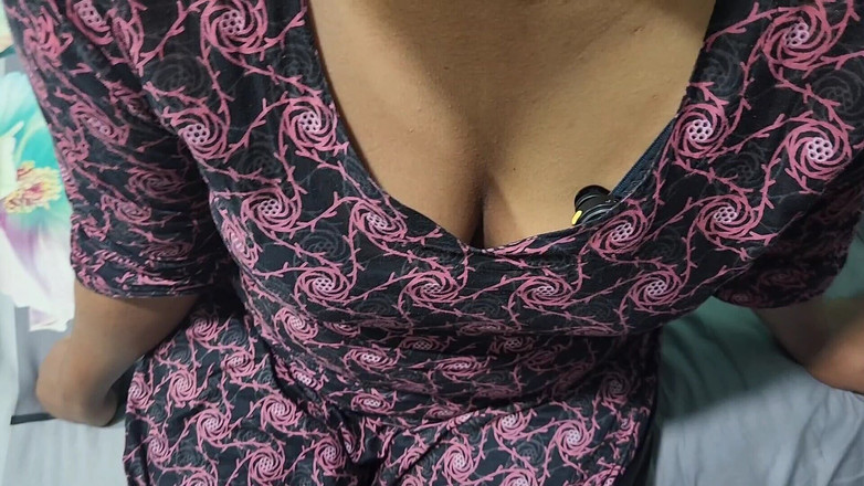 Akhi moni: Teyzemle sikişiyorum sexi video bölüm 01